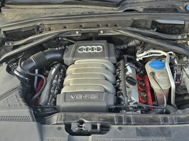 Черный Ауди Ку 5, объемом двигателя 3.2 л и пробегом 270 тыс. км за 12500 $, фото 16 на Automoto.ua