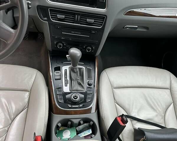 Чорний Ауді Ку 5, об'ємом двигуна 2 л та пробігом 245 тис. км за 11000 $, фото 2 на Automoto.ua