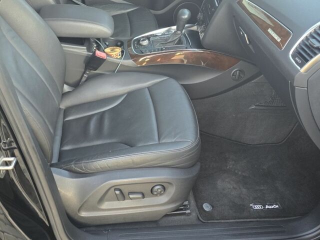 Черный Ауди Ку 5, объемом двигателя 3.2 л и пробегом 270 тыс. км за 12500 $, фото 8 на Automoto.ua