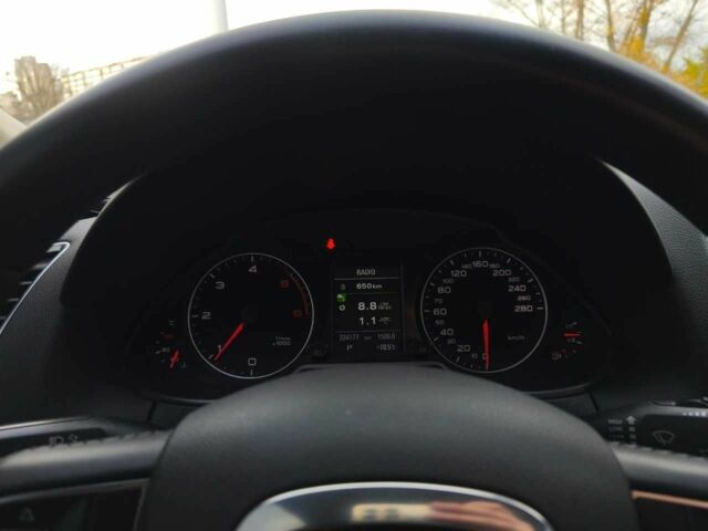 Ауди Ку 5 2011 в Киеве на Automoto.ua Черный Ауди Ку 5, объемом двигателя 2 л и пробегом 225 тыс. км за 14500 $, фото 15 на Automoto.ua