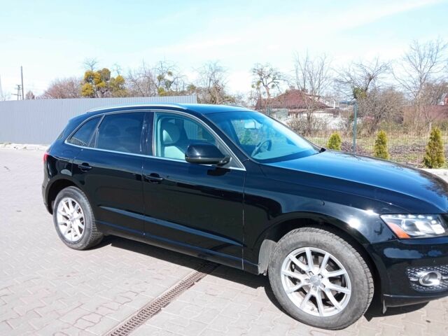 Черный Ауди Ку 5, объемом двигателя 2 л и пробегом 202 тыс. км за 312 $, фото 2 на Automoto.ua