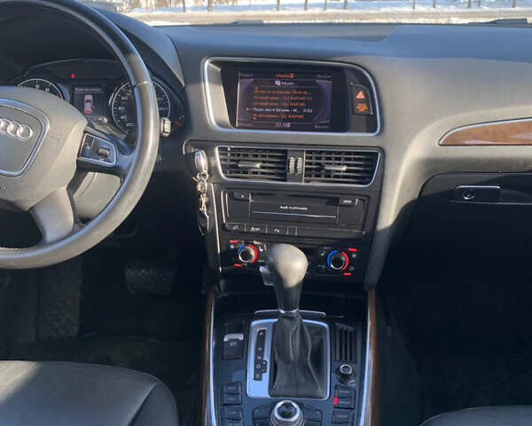 Черный Ауди Ку 5, объемом двигателя 1.98 л и пробегом 160 тыс. км за 11600 $, фото 12 на Automoto.ua