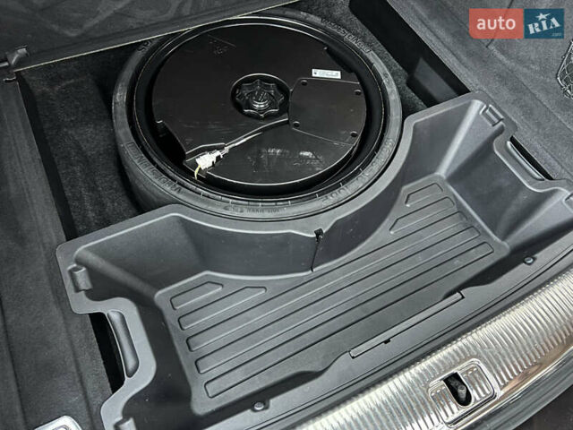 Черный Ауди Ку 5, объемом двигателя 1.98 л и пробегом 172 тыс. км за 12500 $, фото 76 на Automoto.ua