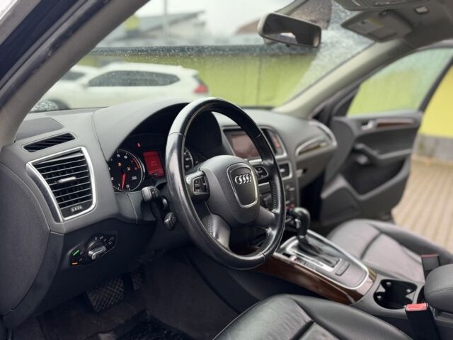 Черный Ауди Ку 5, объемом двигателя 2 л и пробегом 191 тыс. км за 12950 $, фото 8 на Automoto.ua