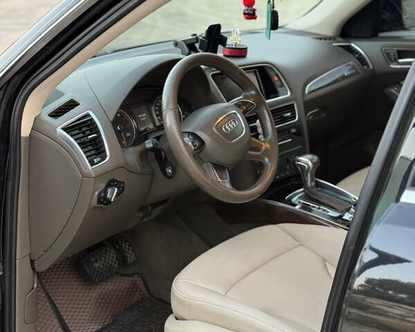 Черный Ауди Ку 5, объемом двигателя 1.98 л и пробегом 245 тыс. км за 13200 $, фото 8 на Automoto.ua