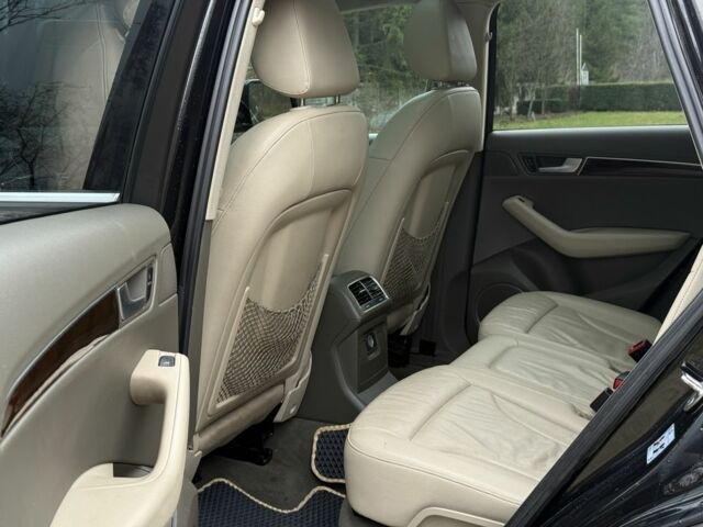 Черный Ауди Ку 5, объемом двигателя 2 л и пробегом 263 тыс. км за 12800 $, фото 21 на Automoto.ua