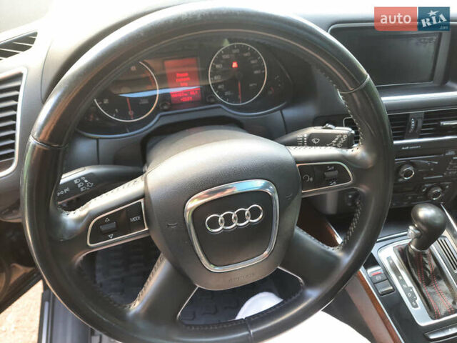 Ауди Ку 5 2012 в Киеве на Automoto.ua Черный Ауди Ку 5, объемом двигателя 2 л и пробегом 168 тыс. км за 13500 $, фото 6 на Automoto.ua