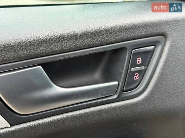 Черный Ауди Ку 5, объемом двигателя 1.97 л и пробегом 252 тыс. км за 16300 $, фото 39 на Automoto.ua