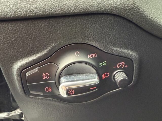 Черный Ауди Ку 5, объемом двигателя 2 л и пробегом 269 тыс. км за 17699 $, фото 14 на Automoto.ua