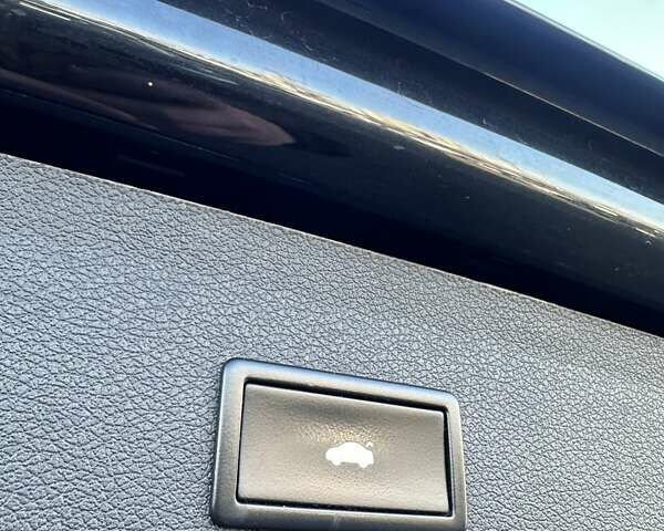 Черный Ауди Ку 5, объемом двигателя 3.2 л и пробегом 193 тыс. км за 16300 $, фото 16 на Automoto.ua