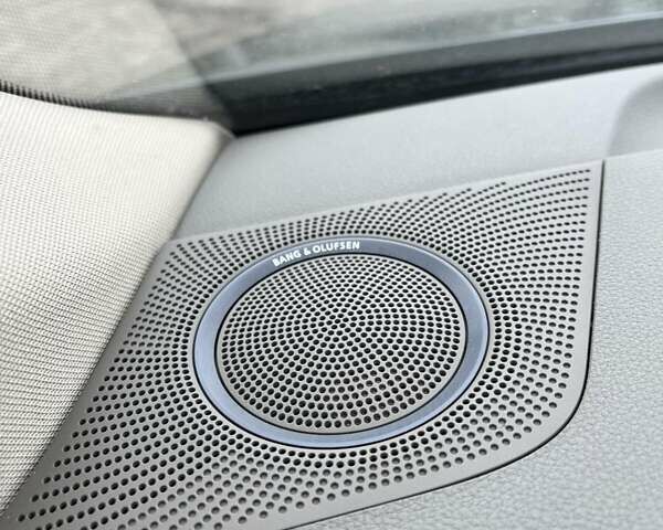 Черный Ауди Ку 5, объемом двигателя 2 л и пробегом 180 тыс. км за 12700 $, фото 11 на Automoto.ua