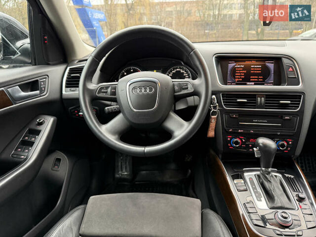 Чорний Ауді Ку 5, об'ємом двигуна 2 л та пробігом 269 тис. км за 17699 $, фото 7 на Automoto.ua