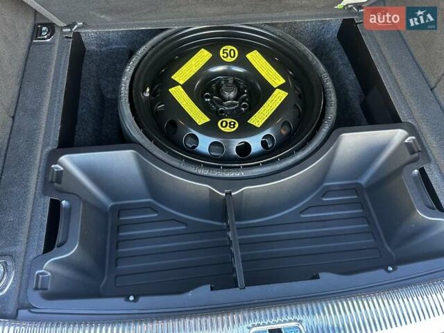 Черный Ауди Ку 5, объемом двигателя 1.98 л и пробегом 194 тыс. км за 12950 $, фото 108 на Automoto.ua