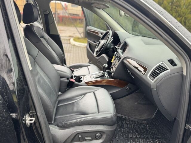 Черный Ауди Ку 5, объемом двигателя 2 л и пробегом 191 тыс. км за 12950 $, фото 13 на Automoto.ua