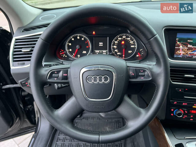 Черный Ауди Ку 5, объемом двигателя 1.98 л и пробегом 172 тыс. км за 12500 $, фото 38 на Automoto.ua