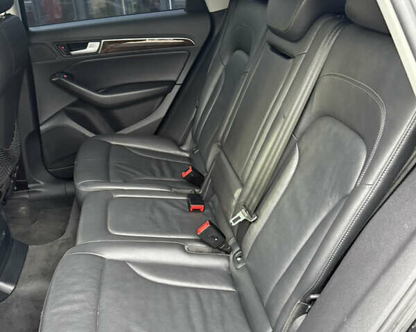 Черный Ауди Ку 5, объемом двигателя 1.98 л и пробегом 294 тыс. км за 12600 $, фото 20 на Automoto.ua