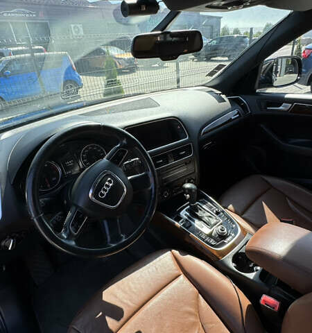 Черный Ауди Ку 5, объемом двигателя 1.98 л и пробегом 260 тыс. км за 14500 $, фото 17 на Automoto.ua
