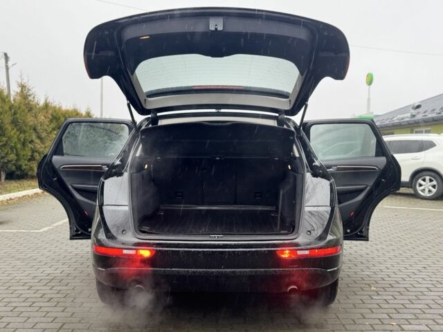 Черный Ауди Ку 5, объемом двигателя 2 л и пробегом 191 тыс. км за 12950 $, фото 19 на Automoto.ua