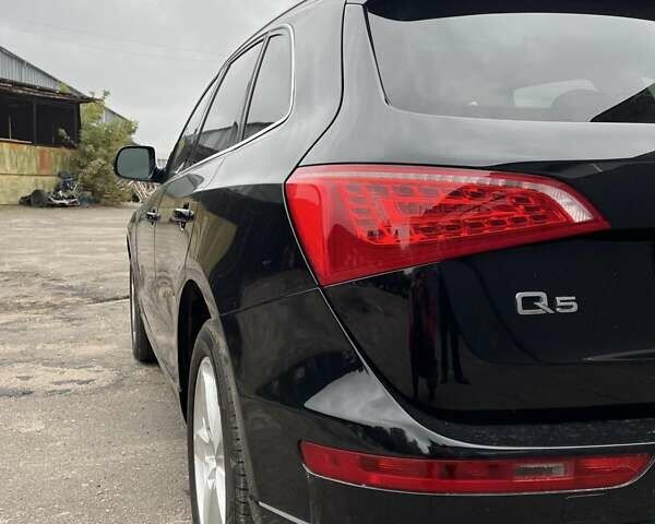 Черный Ауди Ку 5, объемом двигателя 2 л и пробегом 180 тыс. км за 12700 $, фото 5 на Automoto.ua