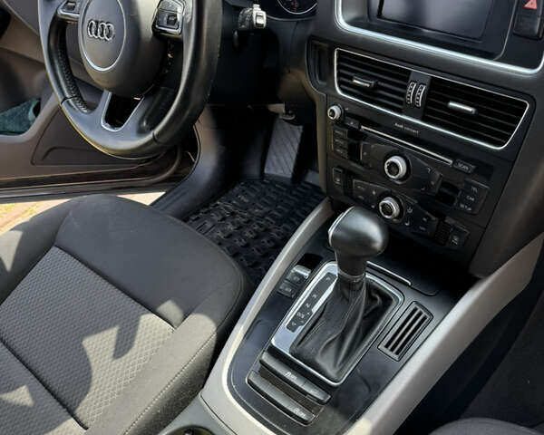 Чорний Ауді Ку 5, об'ємом двигуна 2 л та пробігом 270 тис. км за 16900 $, фото 14 на Automoto.ua