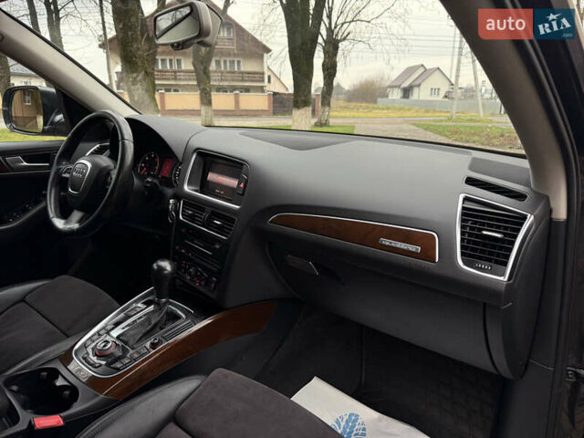 Черный Ауди Ку 5, объемом двигателя 2 л и пробегом 265 тыс. км за 15500 $, фото 35 на Automoto.ua