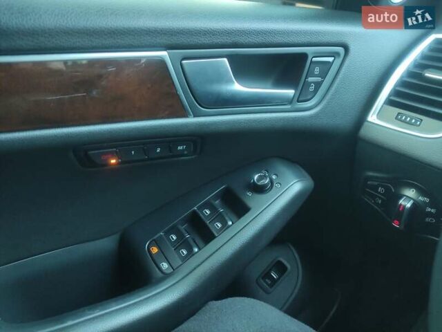 Чорний Ауді Ку 5, об'ємом двигуна 2 л та пробігом 182 тис. км за 12777 $, фото 14 на Automoto.ua