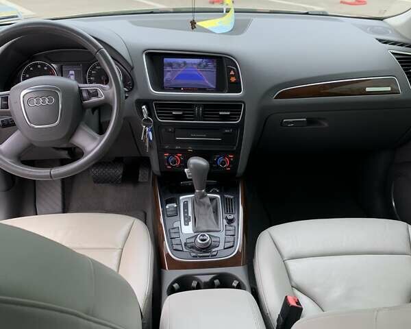 Чорний Ауді Ку 5, об'ємом двигуна 1.98 л та пробігом 204 тис. км за 15200 $, фото 9 на Automoto.ua