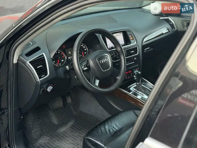 Черный Ауди Ку 5, объемом двигателя 2 л и пробегом 245 тыс. км за 13800 $, фото 9 на Automoto.ua