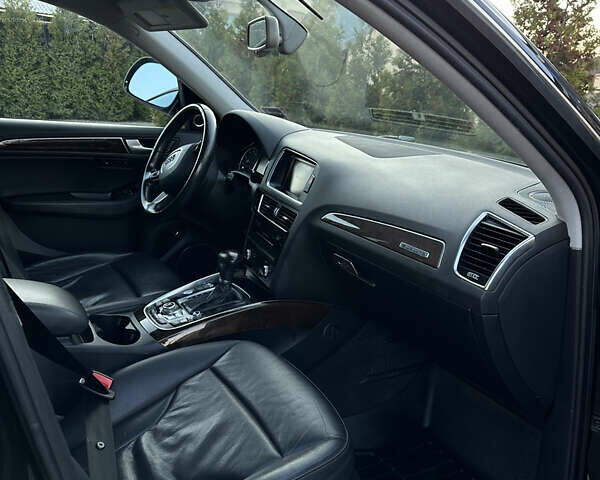 Черный Ауди Ку 5, объемом двигателя 1.98 л и пробегом 220 тыс. км за 13400 $, фото 40 на Automoto.ua