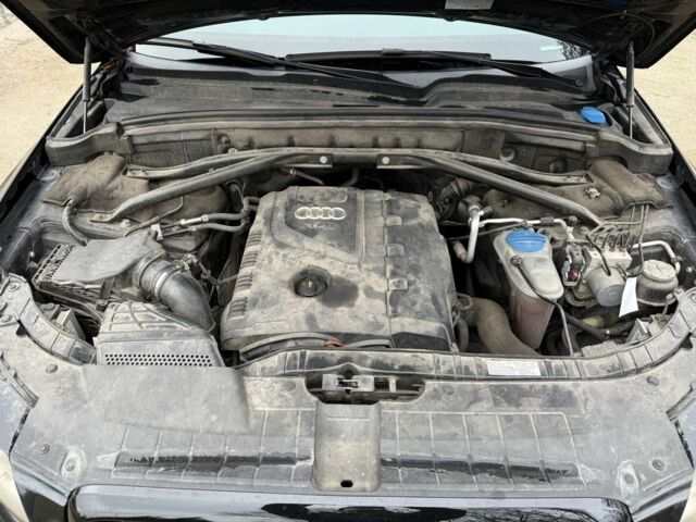 Черный Ауди Ку 5, объемом двигателя 2 л и пробегом 263 тыс. км за 12800 $, фото 22 на Automoto.ua