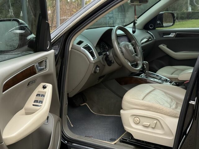 Черный Ауди Ку 5, объемом двигателя 2 л и пробегом 263 тыс. км за 12800 $, фото 12 на Automoto.ua