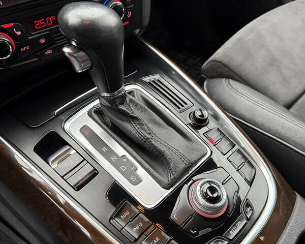 Чорний Ауді Ку 5, об'ємом двигуна 2 л та пробігом 269 тис. км за 17699 $, фото 14 на Automoto.ua