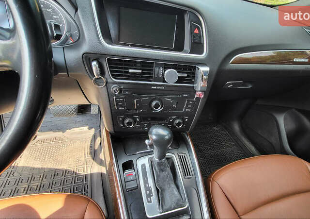 Черный Ауди Ку 5, объемом двигателя 2 л и пробегом 257 тыс. км за 14400 $, фото 4 на Automoto.ua