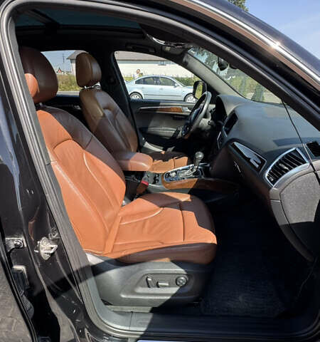 Черный Ауди Ку 5, объемом двигателя 1.98 л и пробегом 260 тыс. км за 14500 $, фото 9 на Automoto.ua