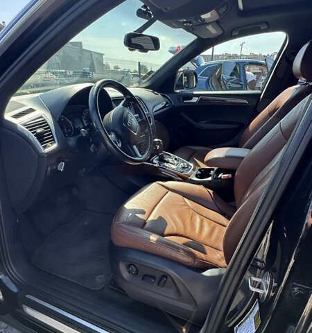 Черный Ауди Ку 5, объемом двигателя 1.98 л и пробегом 260 тыс. км за 14500 $, фото 18 на Automoto.ua