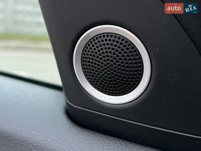 Черный Ауди Ку 5, объемом двигателя 1.98 л и пробегом 172 тыс. км за 12500 $, фото 66 на Automoto.ua