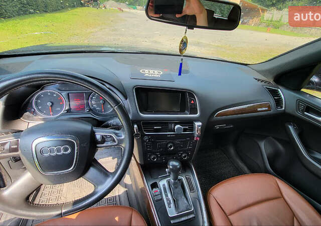 Черный Ауди Ку 5, объемом двигателя 2 л и пробегом 257 тыс. км за 14400 $, фото 5 на Automoto.ua