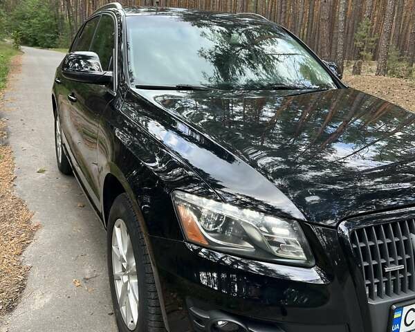 Черный Ауди Ку 5, объемом двигателя 1.98 л и пробегом 275 тыс. км за 13000 $, фото 1 на Automoto.ua