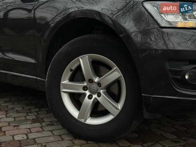 Черный Ауди Ку 5, объемом двигателя 2 л и пробегом 265 тыс. км за 15500 $, фото 4 на Automoto.ua