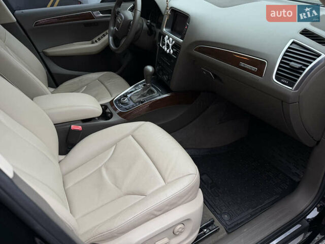 Черный Ауди Ку 5, объемом двигателя 1.98 л и пробегом 221 тыс. км за 13500 $, фото 14 на Automoto.ua