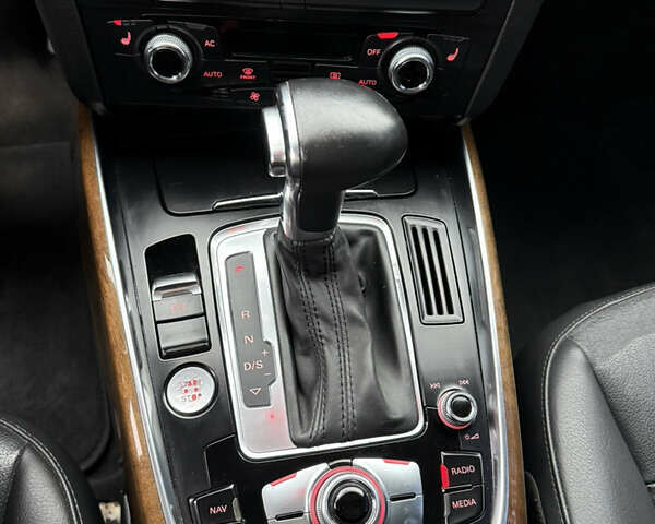 Черный Ауди Ку 5, объемом двигателя 1.98 л и пробегом 294 тыс. км за 12600 $, фото 14 на Automoto.ua