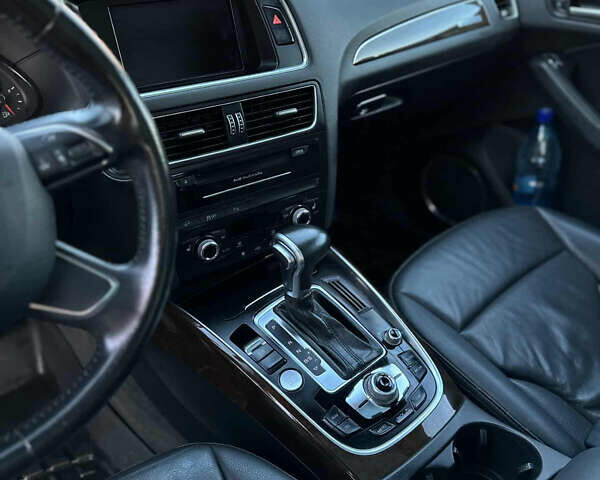 Черный Ауди Ку 5, объемом двигателя 1.98 л и пробегом 220 тыс. км за 13400 $, фото 20 на Automoto.ua