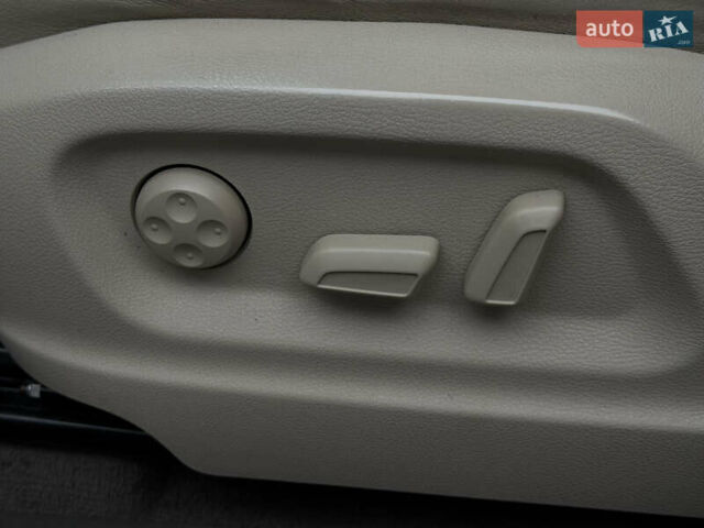 Черный Ауди Ку 5, объемом двигателя 1.98 л и пробегом 221 тыс. км за 13500 $, фото 23 на Automoto.ua