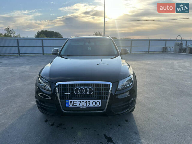 Черный Ауди Ку 5, объемом двигателя 2 л и пробегом 240 тыс. км за 11950 $, фото 4 на Automoto.ua