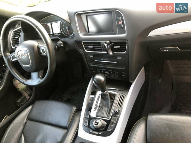 Чорний Ауді Ку 5, об'ємом двигуна 2.97 л та пробігом 264 тис. км за 13950 $, фото 16 на Automoto.ua