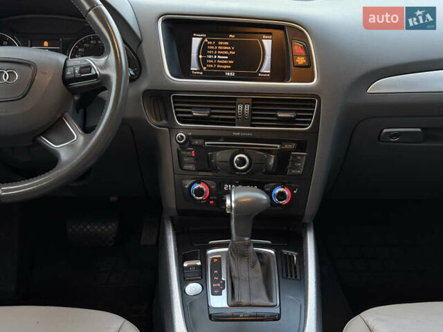 Чорний Ауді Ку 5, об'ємом двигуна 2 л та пробігом 258 тис. км за 12500 $, фото 13 на Automoto.ua