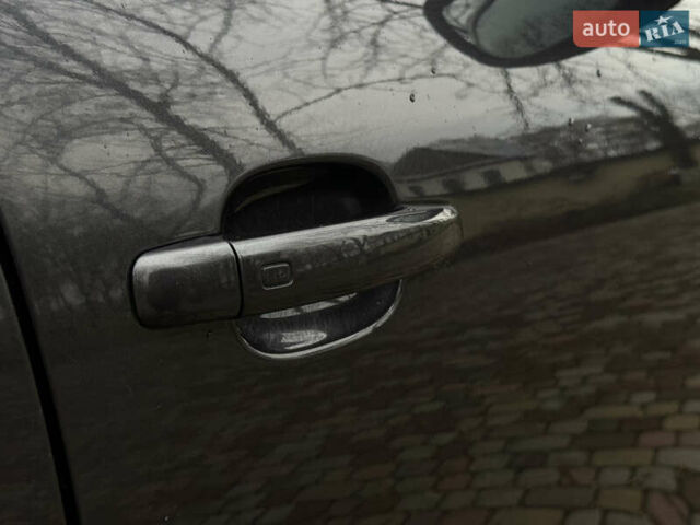 Черный Ауди Ку 5, объемом двигателя 2 л и пробегом 265 тыс. км за 15500 $, фото 33 на Automoto.ua