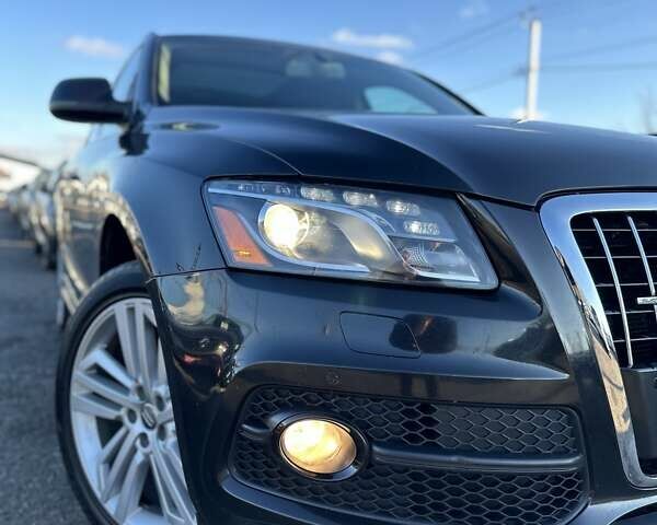 Черный Ауди Ку 5, объемом двигателя 3.2 л и пробегом 193 тыс. км за 16300 $, фото 2 на Automoto.ua