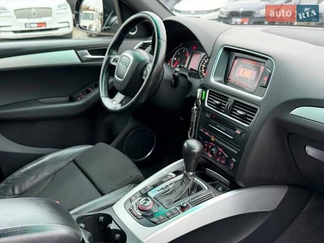 Черный Ауди Ку 5, объемом двигателя 1.97 л и пробегом 252 тыс. км за 16300 $, фото 24 на Automoto.ua