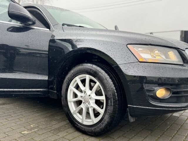 Черный Ауди Ку 5, объемом двигателя 2 л и пробегом 191 тыс. км за 12950 $, фото 22 на Automoto.ua